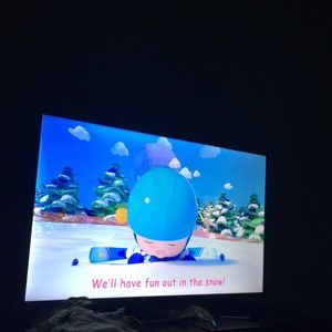 43’ inch tv brand new comes with box and tags